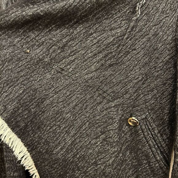 Forme d’Expression Fringe Cashmere/Wool Cardigan in Grey/Black, Size 42 (US 6) - Picture 7 of 13